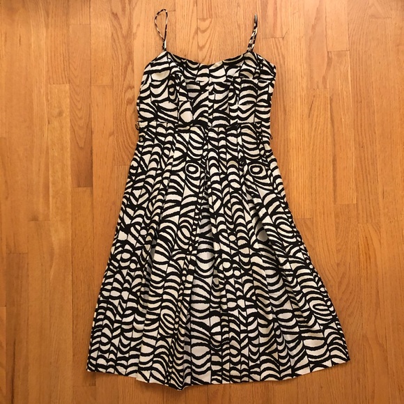 NWT Black and White Print Dress - Picture 3 of 7